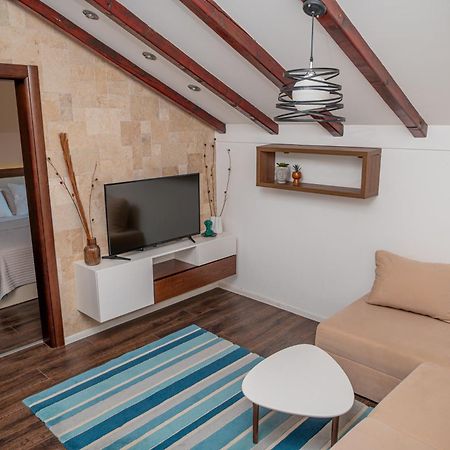 Apartments Secret Garden Ulcinj Exterior photo