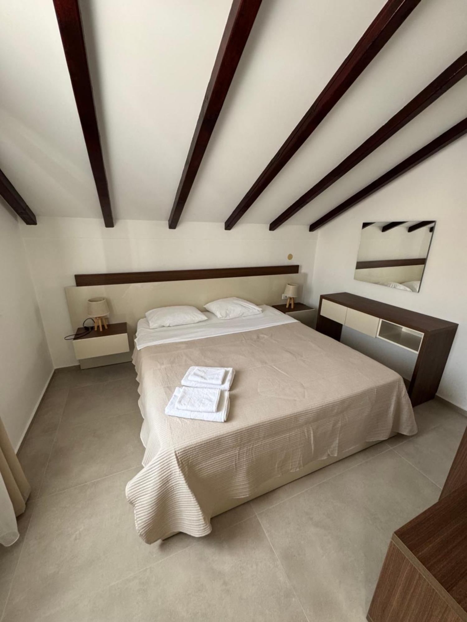 Apartments Secret Garden Ulcinj Exterior photo